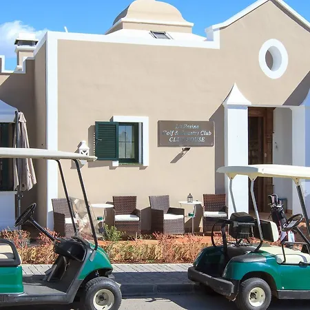 Διαμέρισμα Golf Hills *